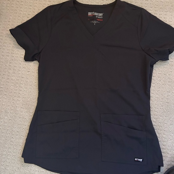 Grey's Anatomy Gray Scrub Top

Sz S

Only worn once - Picture 1 of 4